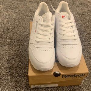 NWT Reebok sneaker